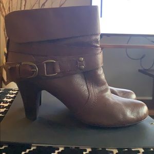 Gently used. Leather Brown Pull-on Booties
